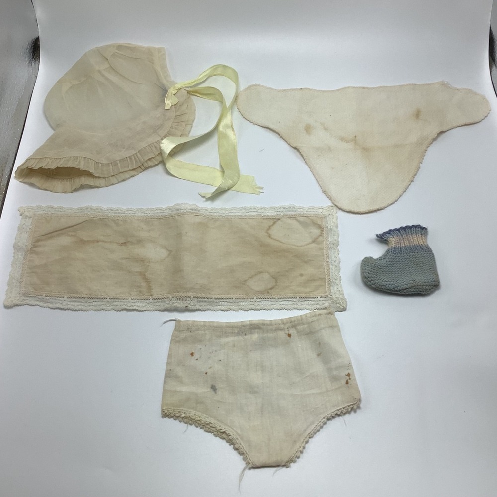 Vintage 1960s Baby Clothing Lot‎ of 5 pcs Bonnet Undergarments Knitted Bootie